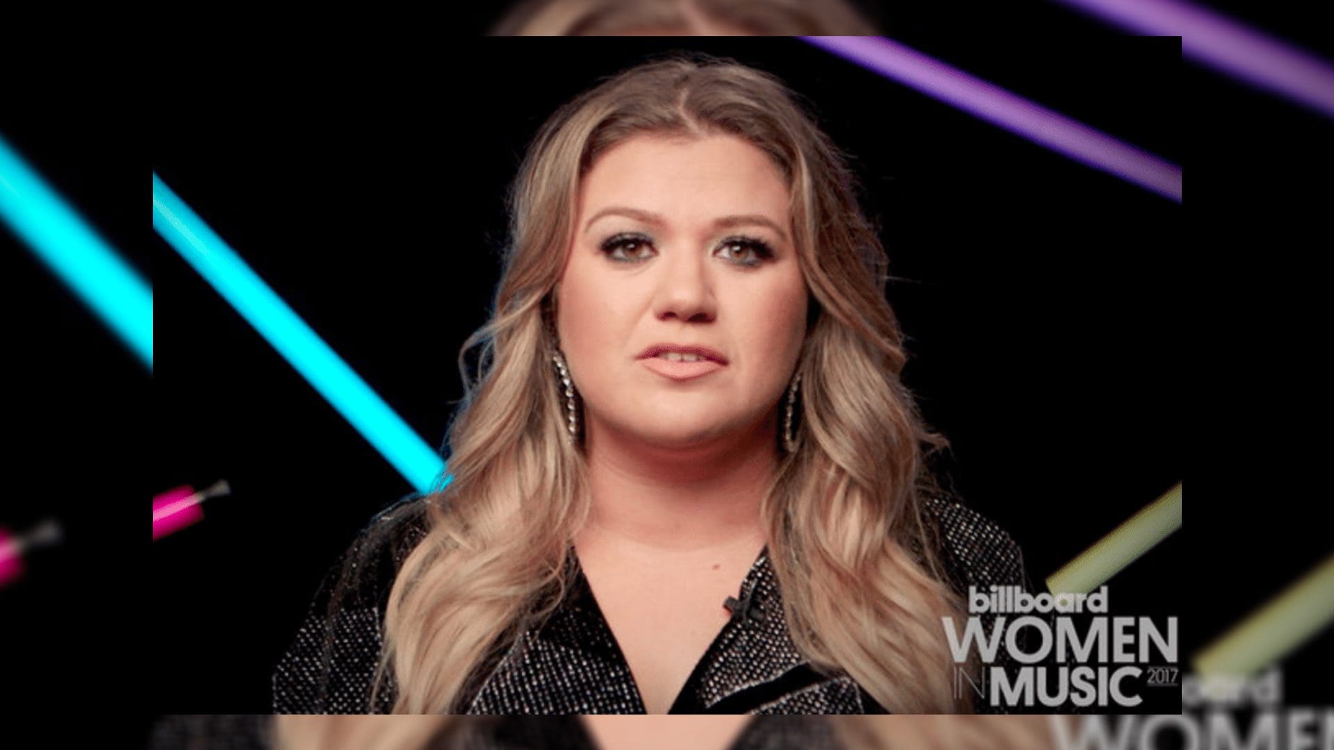 Kelly Clarkson parla dell’impatto del movimento #MeToo sulle nuove generazioni