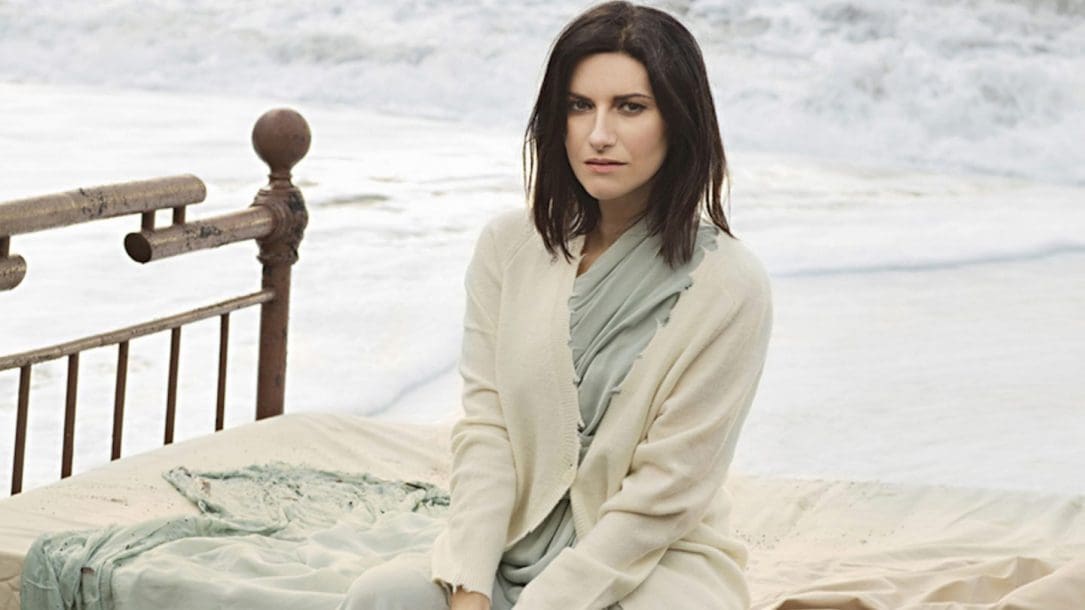 Laura Pausini: il disco “Fatti Sentire” esce il 16 marzo