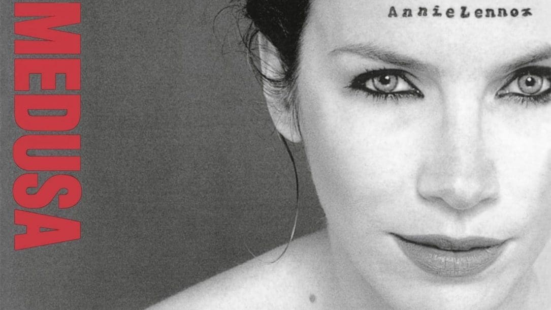 Annie Lennox celebra la festa della donna con la ristampa in vinile di “Diva” e “Medusa”