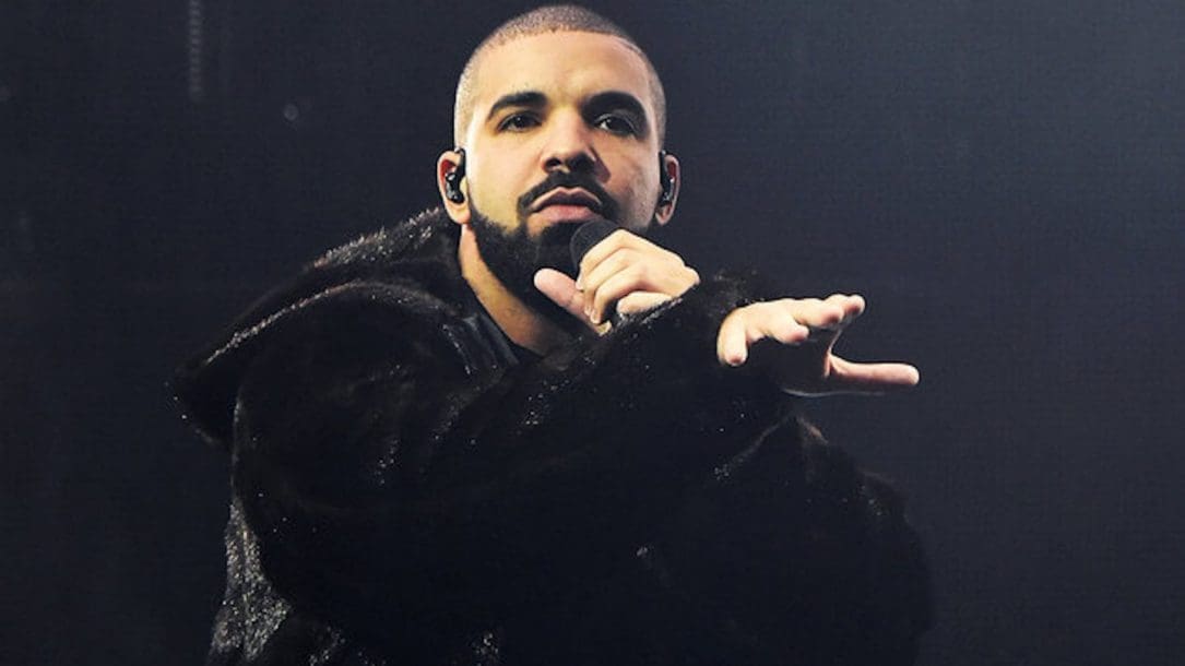 Drake ha pubblicato il video di Nonstop, girato tra le vie di Londra. Ora è online anche il videoclip di In My Feelings