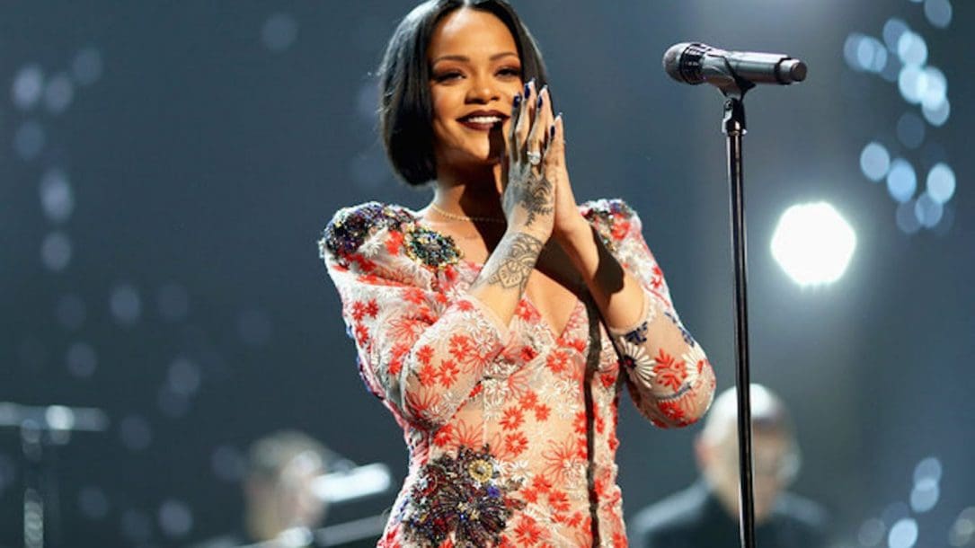 Rihanna: entro l'anno un documentario sulla sua vita e sulla sua carriera