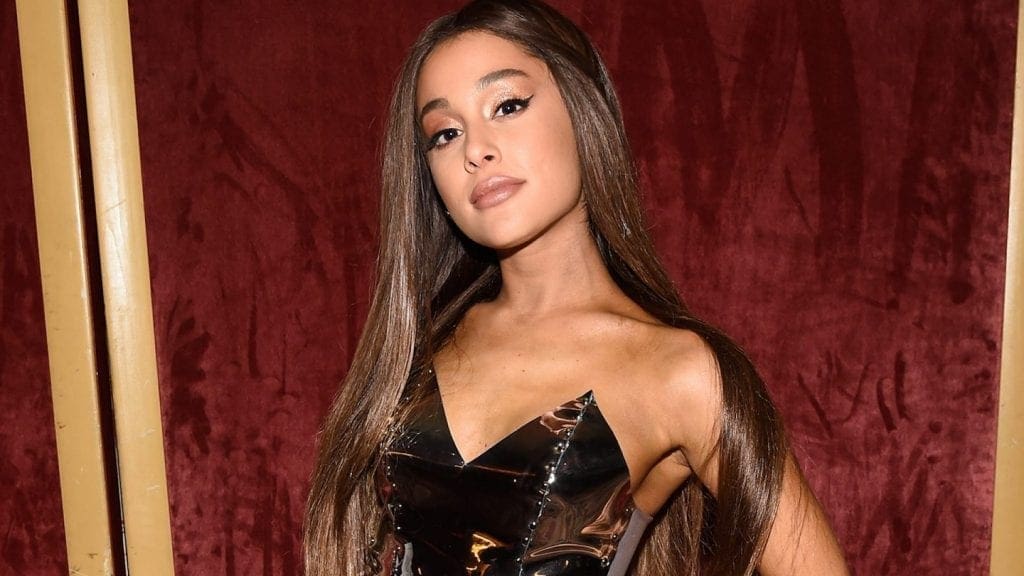 Ariana Grande sta registrando dei nuovi brani?