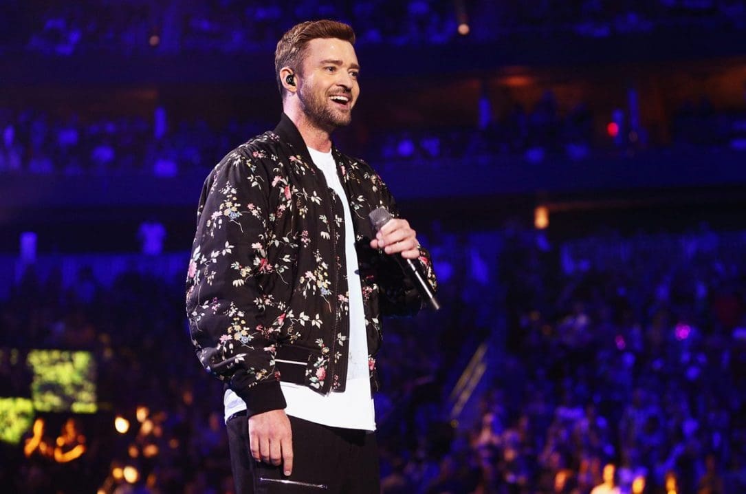 Justin Timberlake compie 38 anni: il video (già virale) con Jessica Biel
