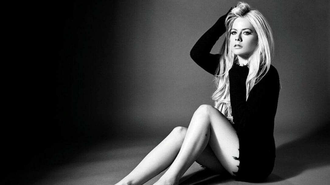 Arriva Dumb Blonde, la collaborazione tra Avril Lavigne e Nicki Minaj