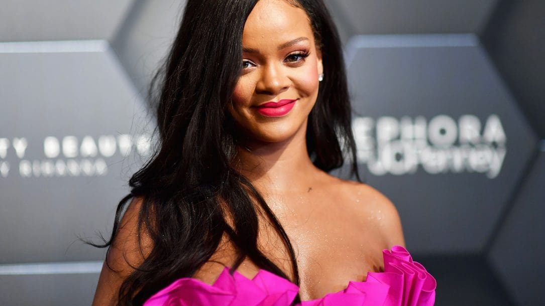 Rihanna supporta le Bahamas dopo l'uragano Dorian