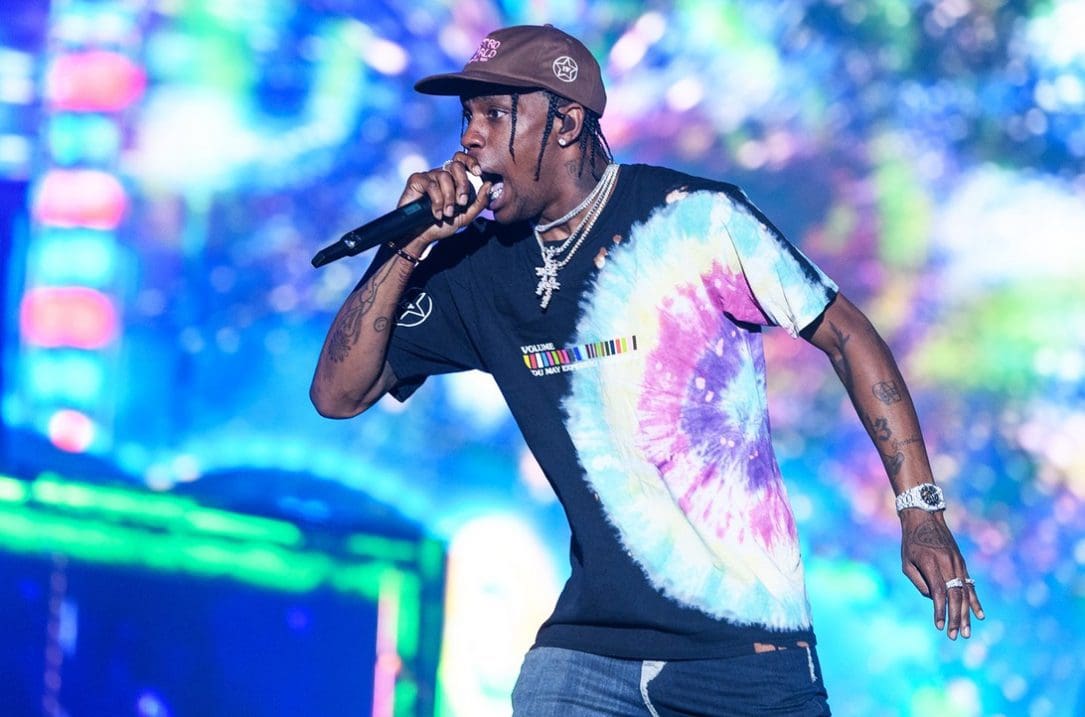 Il regalo di Travis Scott al ragazzo che ha sconfitto due volte il cancro