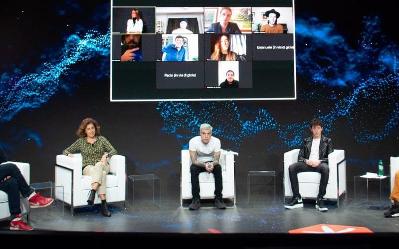 Alcuni rappresentanti di Scena Unita. Da sinistra: Gloria Zavatta, Fedez, Shade