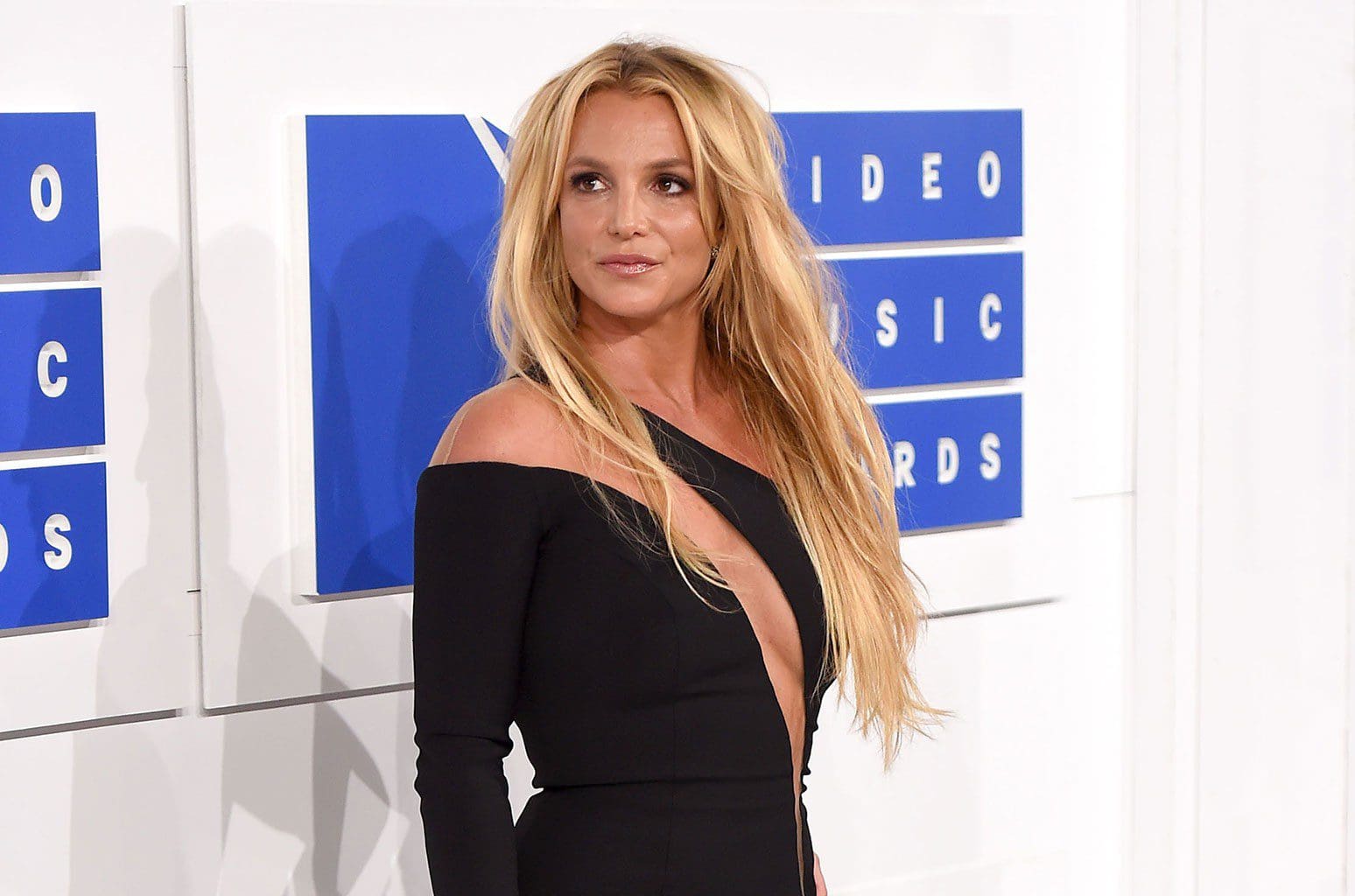 Britney Spears, il giudice ha deciso: la tutela del padre continuerà