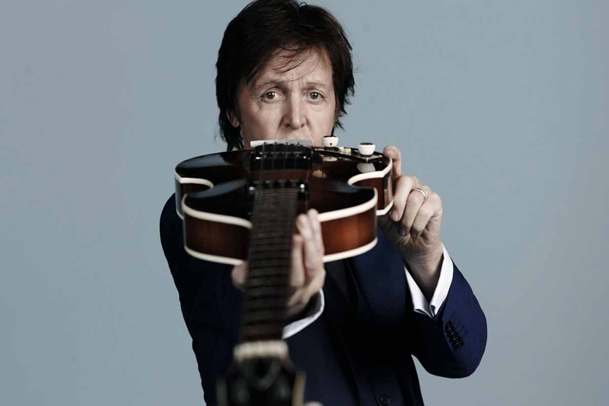 Paul McCartney omaggia le vittime della sparatoria avvenuta a Las Vegas alla chiusura del suo Tour negli Stati Uniti