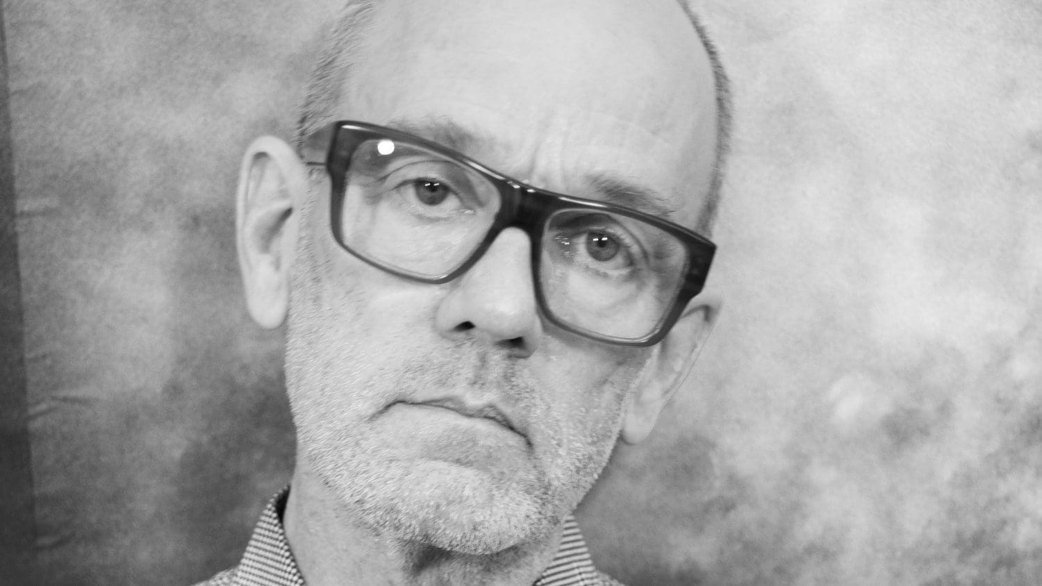 Michael Stipe sul libro fotografico: «Volevo parlare di tutti, invece parlo di me»