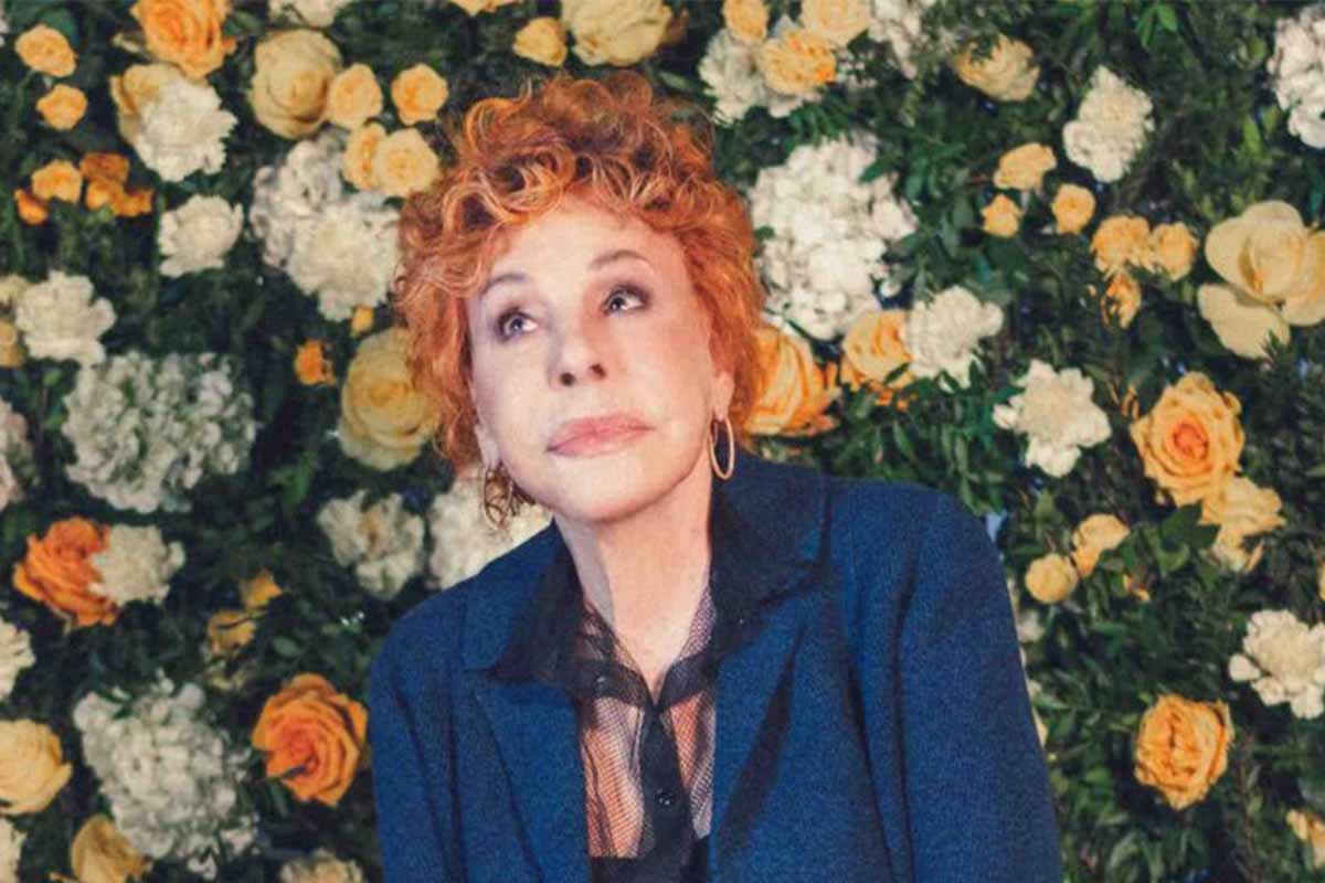 Ornella Vanoni contro Miguel Bosè: «Negazionista folle»