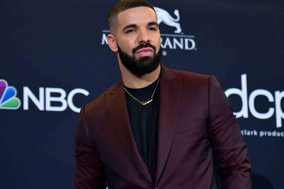 Drake riceverà il premio artista del decennio ai Billboard Music Awards