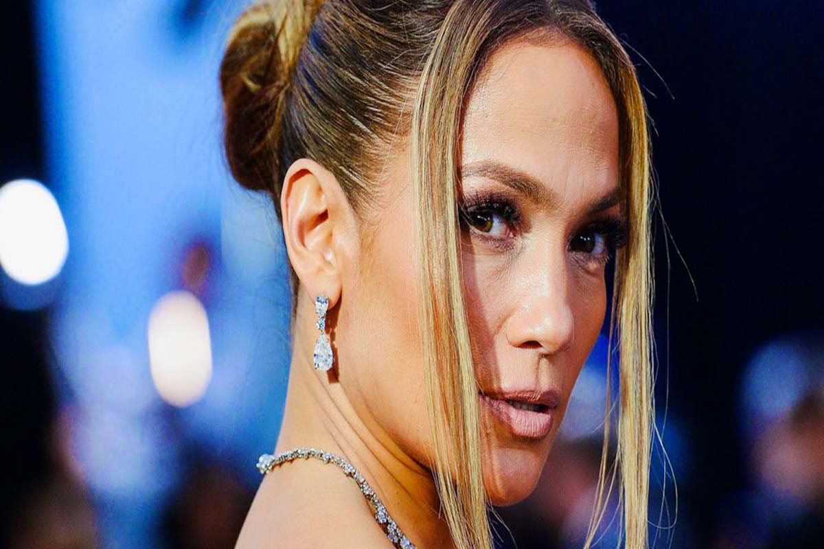 Jennifer Lopez ha firmato un accordo pluriennale con Netflix