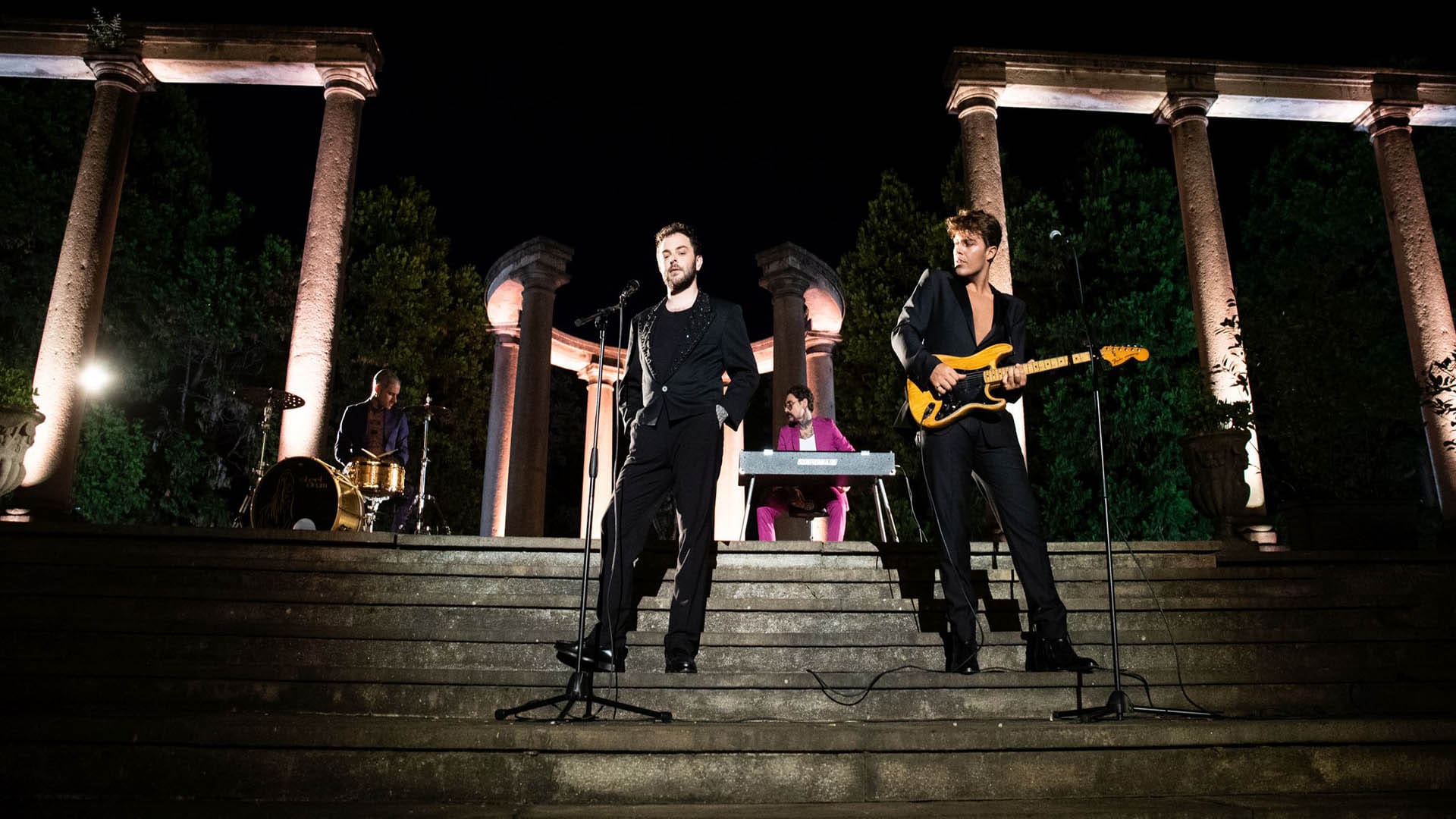 Guarda in anteprima il backstage del video di “Solero” di Lorenzo Fragola e The Kolors