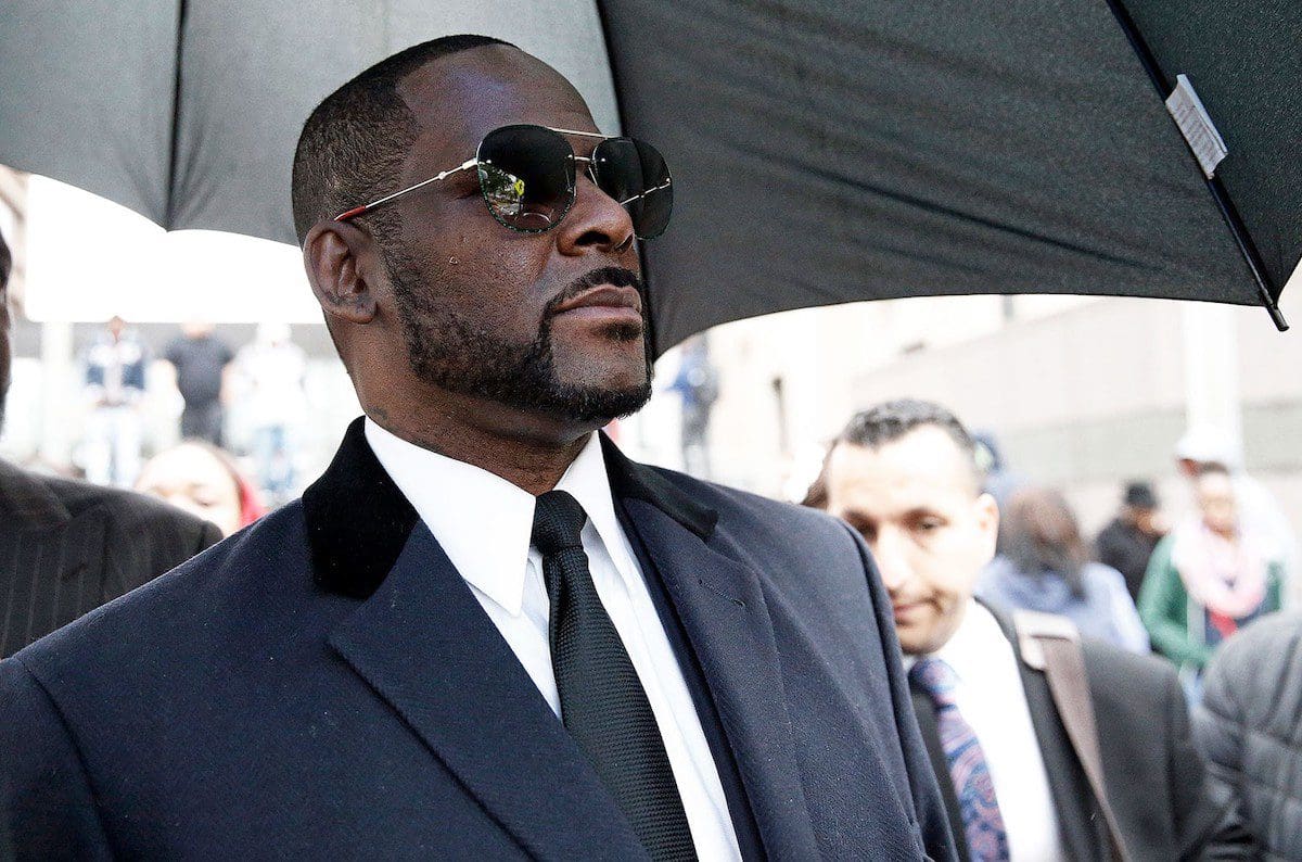 R Kelly: nuove dichiarazioni prima del processo per l’accusa di abusi