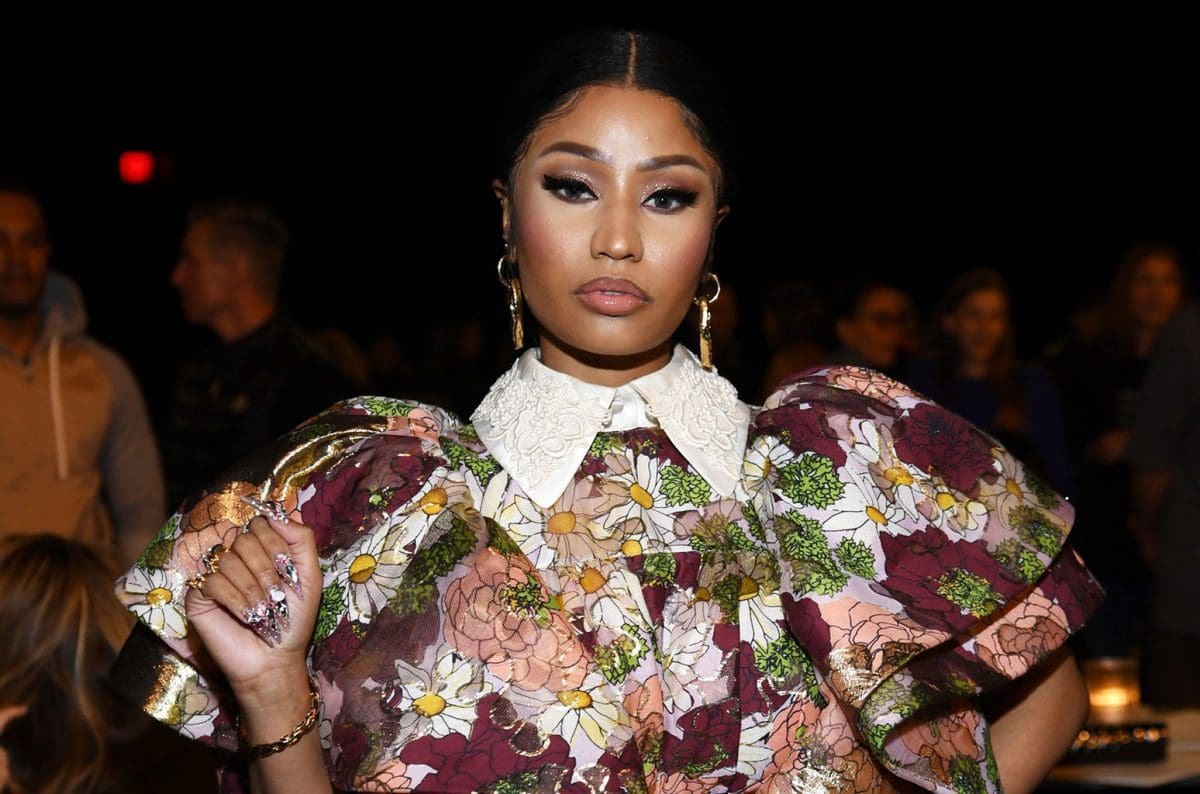 Nicki Minaj si schiera con Jesy Nelson sulle accuse di Blackfishing