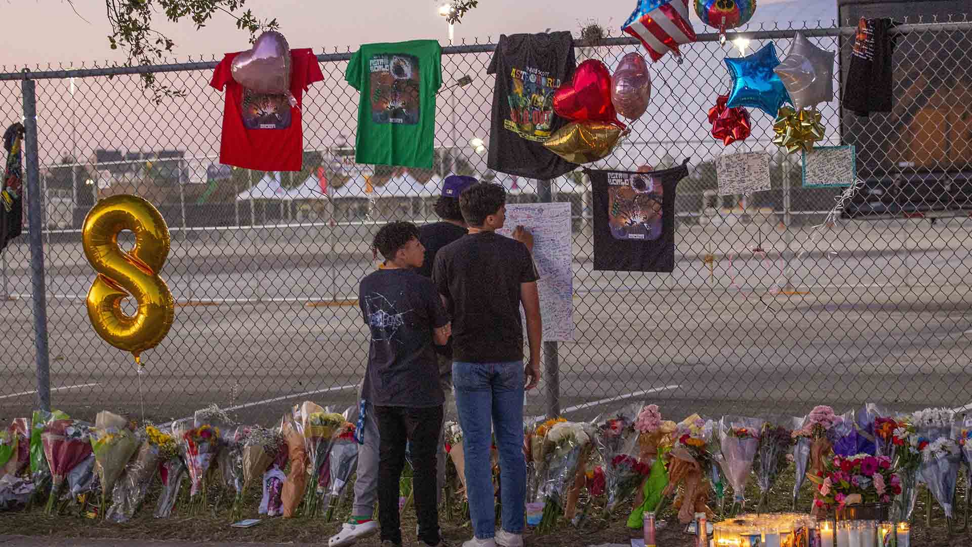 Astroworld, il racconto dei sopravvissuti: «Era un inferno lì dentro»