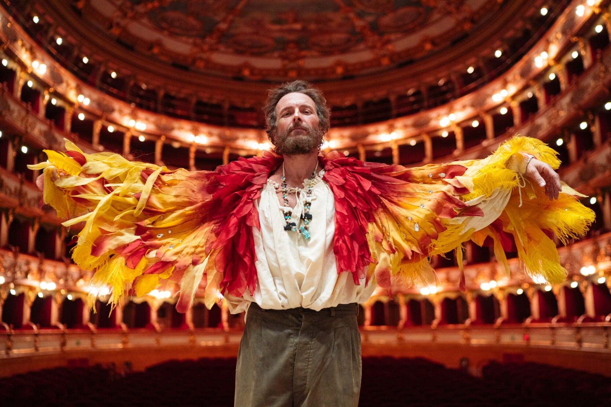 Jovanotti, esplode l’energia de “La primavera” con cinque nuovi brani