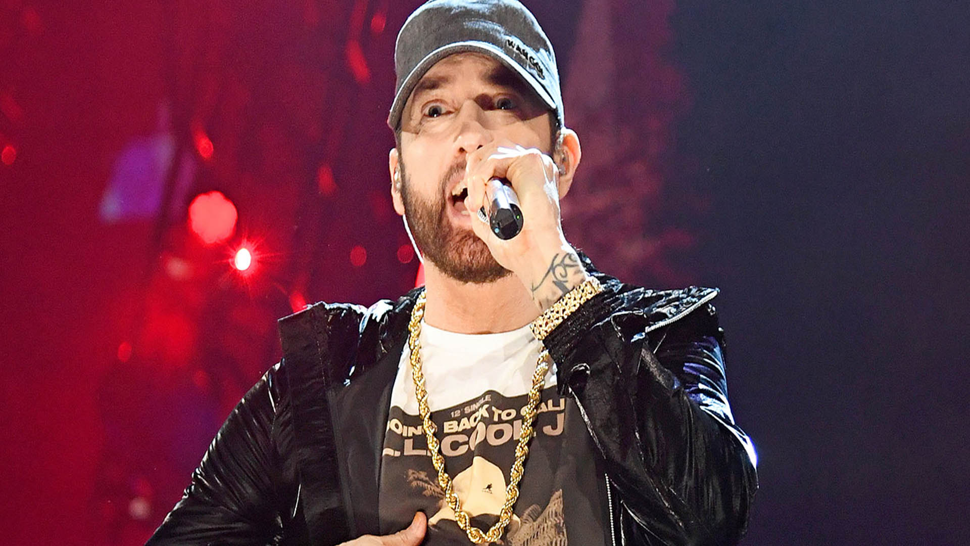 Eminem parla della tensione per l’esibizione al Super Bowl e di Kendrick Lamar