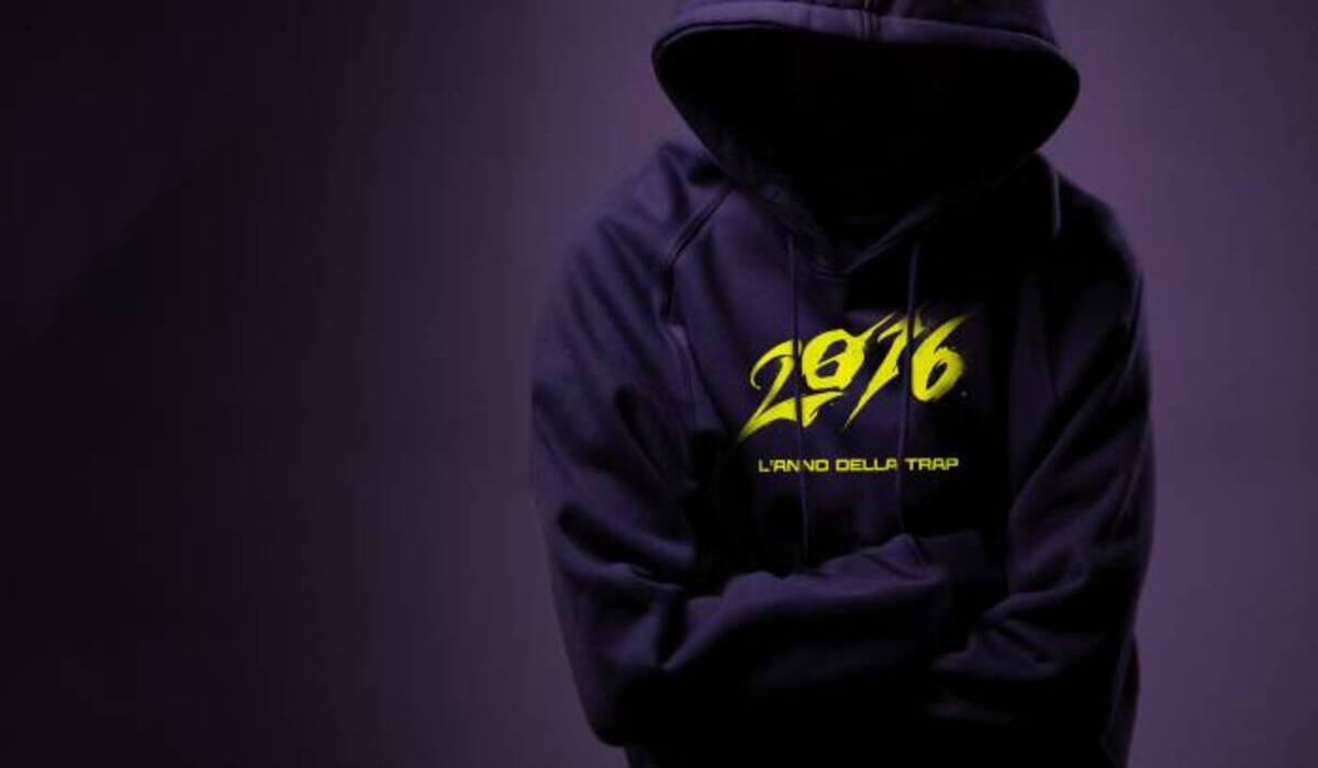 “2016: L’anno della trap”, intervista agli autori e al regista: «In quell’anno tutto è cambiato. Ora la musica è in mano ai giovani»