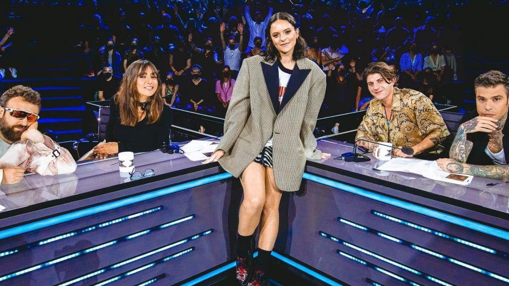 I giudici di X Factor 2022 e la conduttrice Francesca Michielin: Dargen, Ambra, Rkomi e Fedez. Foto di: Virginia Bettoja