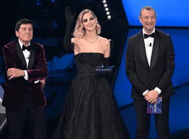 Gianni Morandi, Chiara Ferragni e Amadeus a Sanremo 2023 - Billboard-Italia - Ph AGF