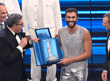 Marco Mengoni, Premiato alla serata cover e duetti, Sanremo 2023 - foto di Maria Laura Antonelli / AGF