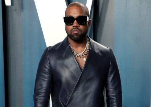 Kanye West: riattivato l’account Twitter dopo le accuse di antisemitismo