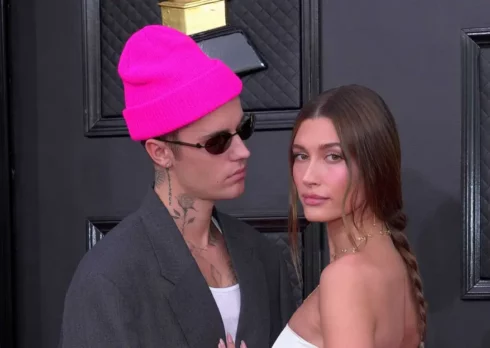 Justin e Hailey Bieber sono in crisi? Le teorie nel giorno del suo trentesimo compleanno