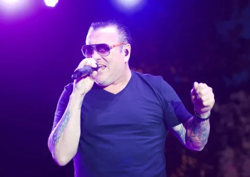 Steve Harwell, l’ex frontman degli Smash Mouth è in fin di vita