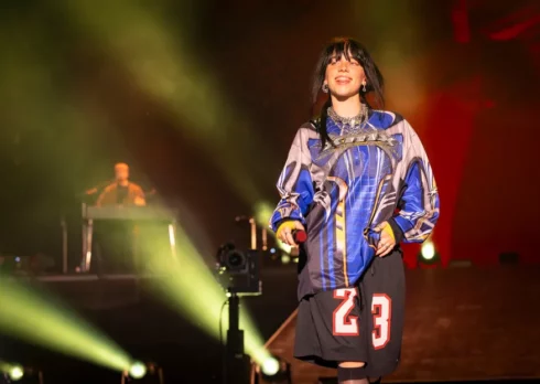 Billie Eilish ha promesso che «è in arrivo tanta nuova musica»