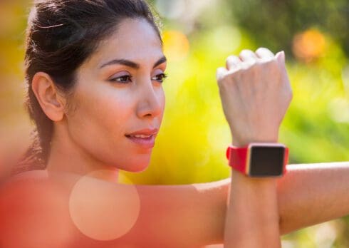 Smartwatch vs Activity Tracker: qual è il migliore per il tuo stile di vita?