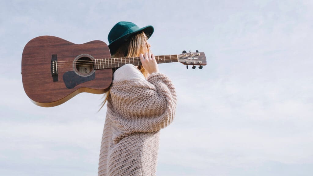 Canzoni facili da imparare alla chitarra - foto di Te Nguyen - Unsplash