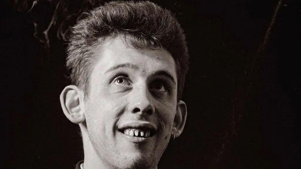 Ultimo giro per Shane MacGowan: a drinker with (song)writing problems