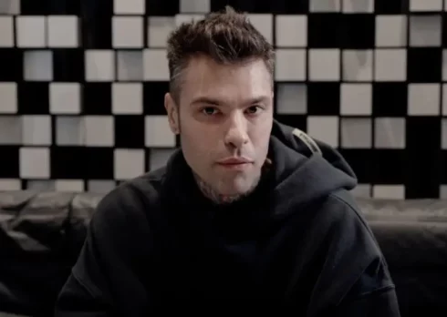 Fedez da Mara Venier: «Se sono ancora qua è stato per la mia famiglia»