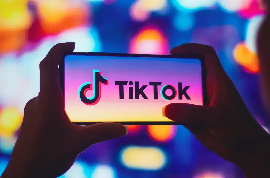 Negli Stati Uniti passa alla camera il ban di TikTok: atteso il voto del Senato