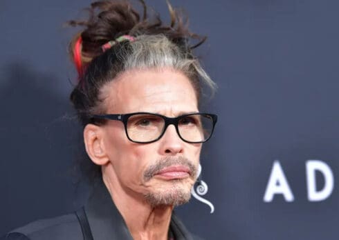 Steven Tyler: caduta una delle accuse di abusi sessuali