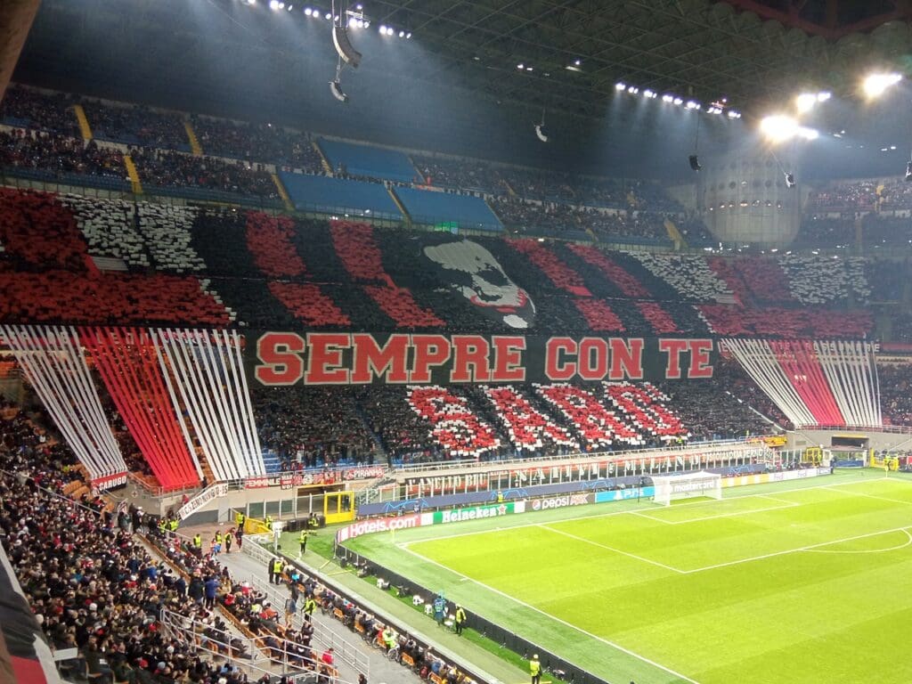 La Curva Sud del Milan si dissocia dalla vicenda Fedez – Iovino: «Non abbiamo alcun legame»