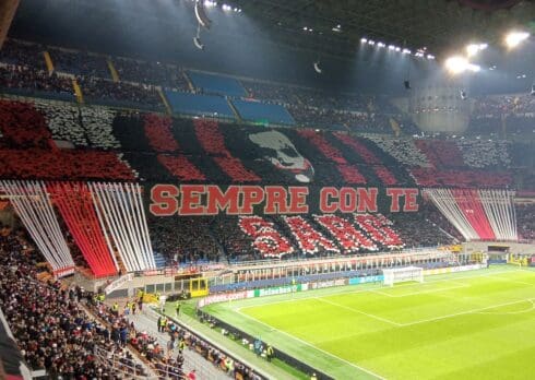 La Curva Sud del Milan si dissocia dalla vicenda Fedez – Iovino: «Non abbiamo alcun legame»