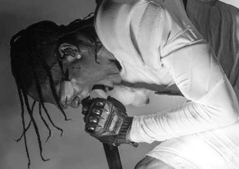 Travis Scott è stato arrestato per ubriachezza e violazione di domicilio