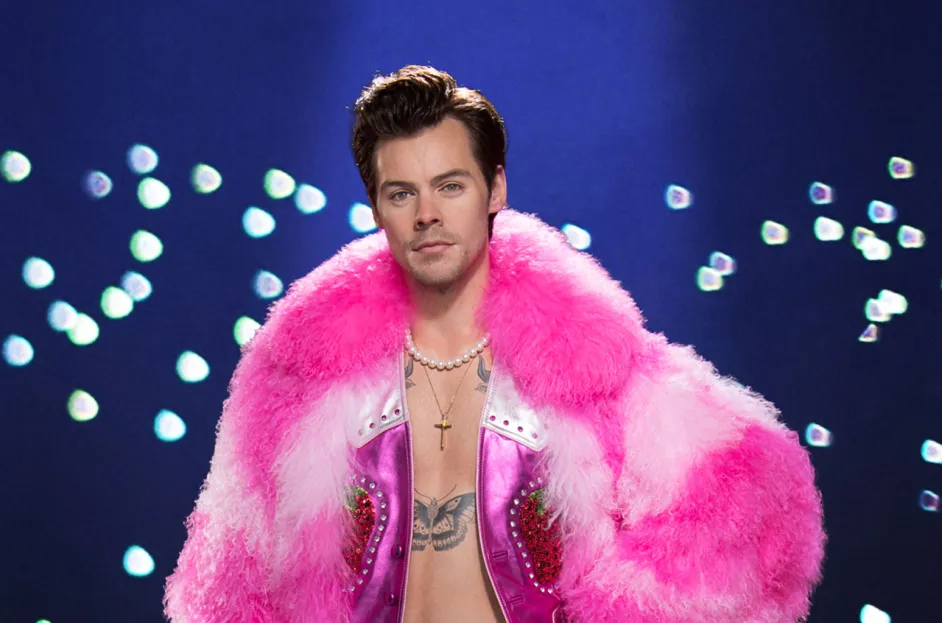 Il look iconico di Harry Styles al Coachella 2022 in una nuova statua di cera di Madame Tussauds