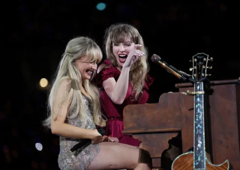 Taylor Swift si è congratulata con Sabrina Carpenter per la sua estate di successi