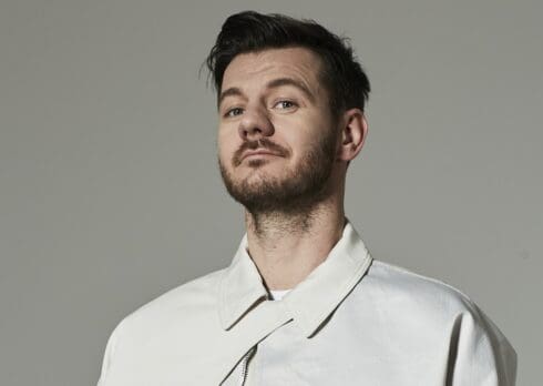 Alessandro Cattelan condurrà “Sanremo Giovani” e il “Dopofestival” a Sanremo 2025