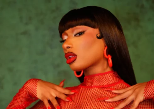 Megan Thee Stallion duetterà con le TWICE in “Megan: Act II”