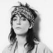 È bello ammirare ancora il fascino delle immagini di Patti Smith negli anni ’70