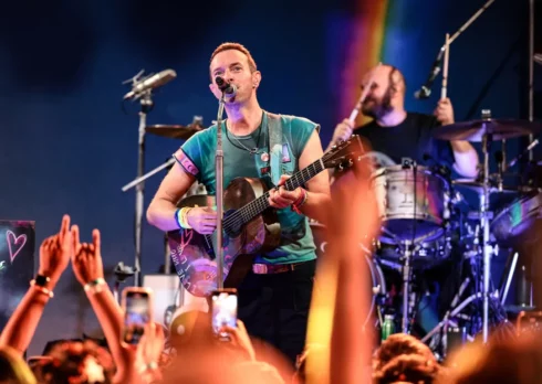 I Coldplay suoneranno nello stadio più grande del mondo