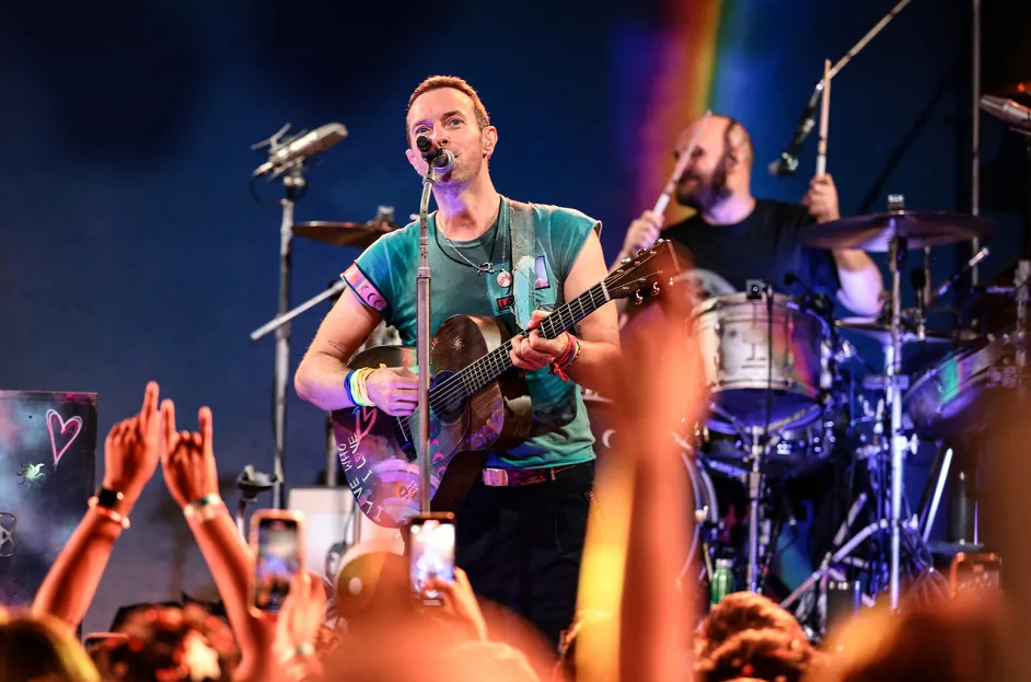 I Coldplay suoneranno nello stadio più grande del mondo