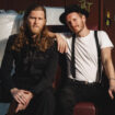 I Lumineers sono tornati: “Same Old Songs” anticipa il nuovo album “Automatic”