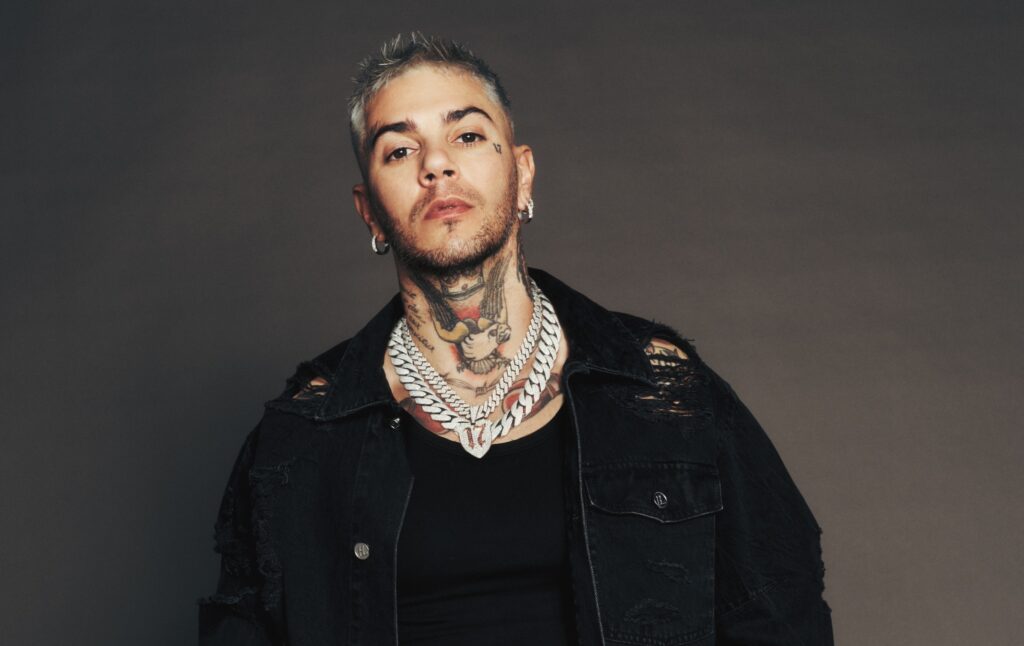 Emis Killa si ritira da Sanremo 2025