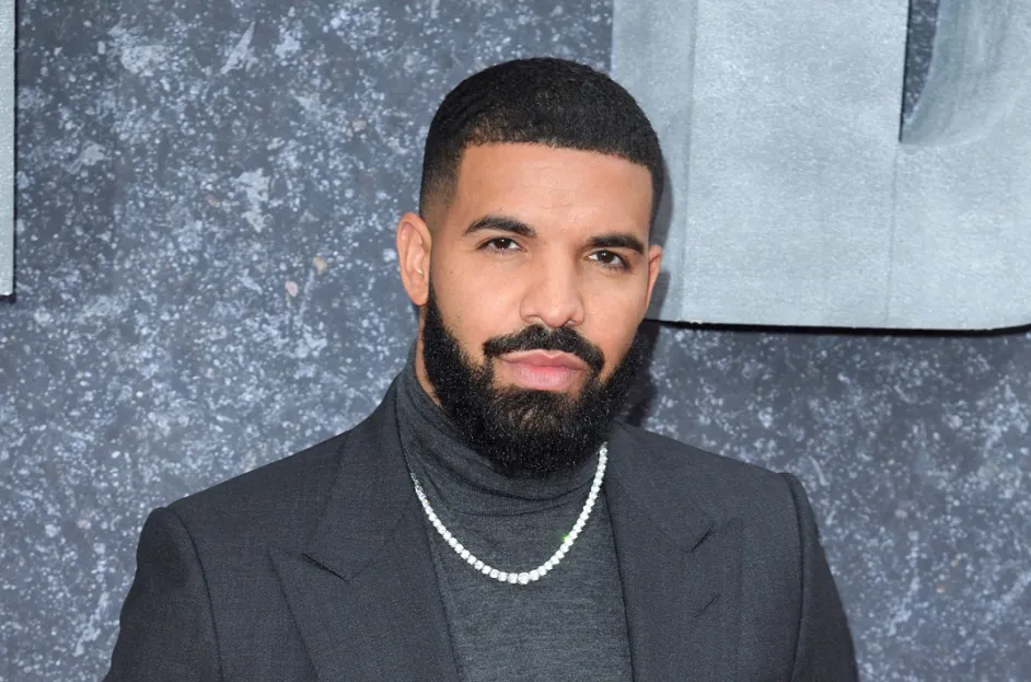 Drake avverte che il suo “prossimo capitolo” potrebbe “far sentire molti a disagio”